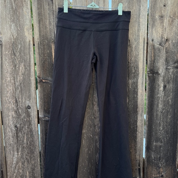 Lululemon Athletica Classic Black Flare Yoga Pants - Picture 1 of 2
